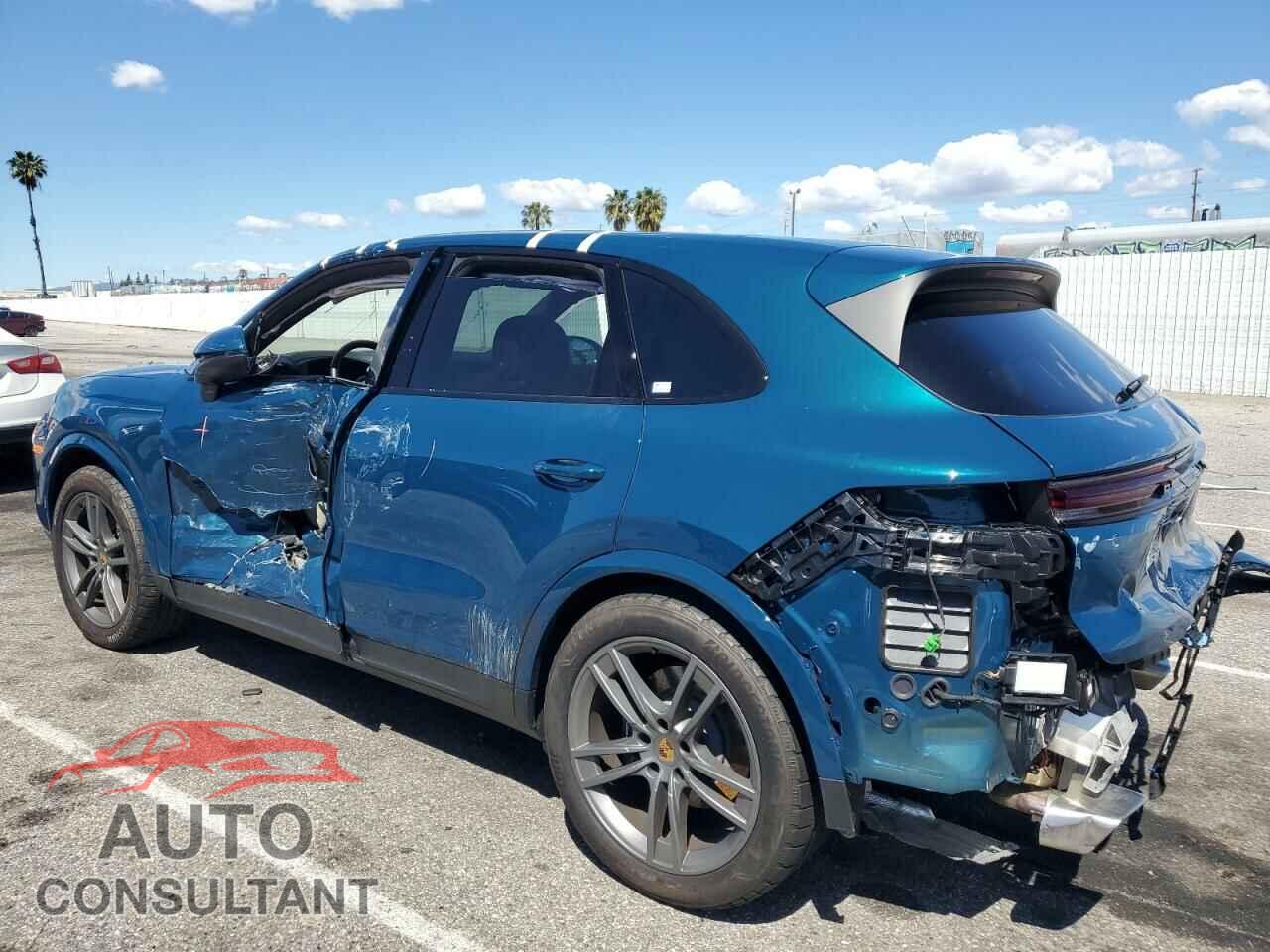 PORSCHE CAYENNE 2024 - WP1AA2AY5RDA02221