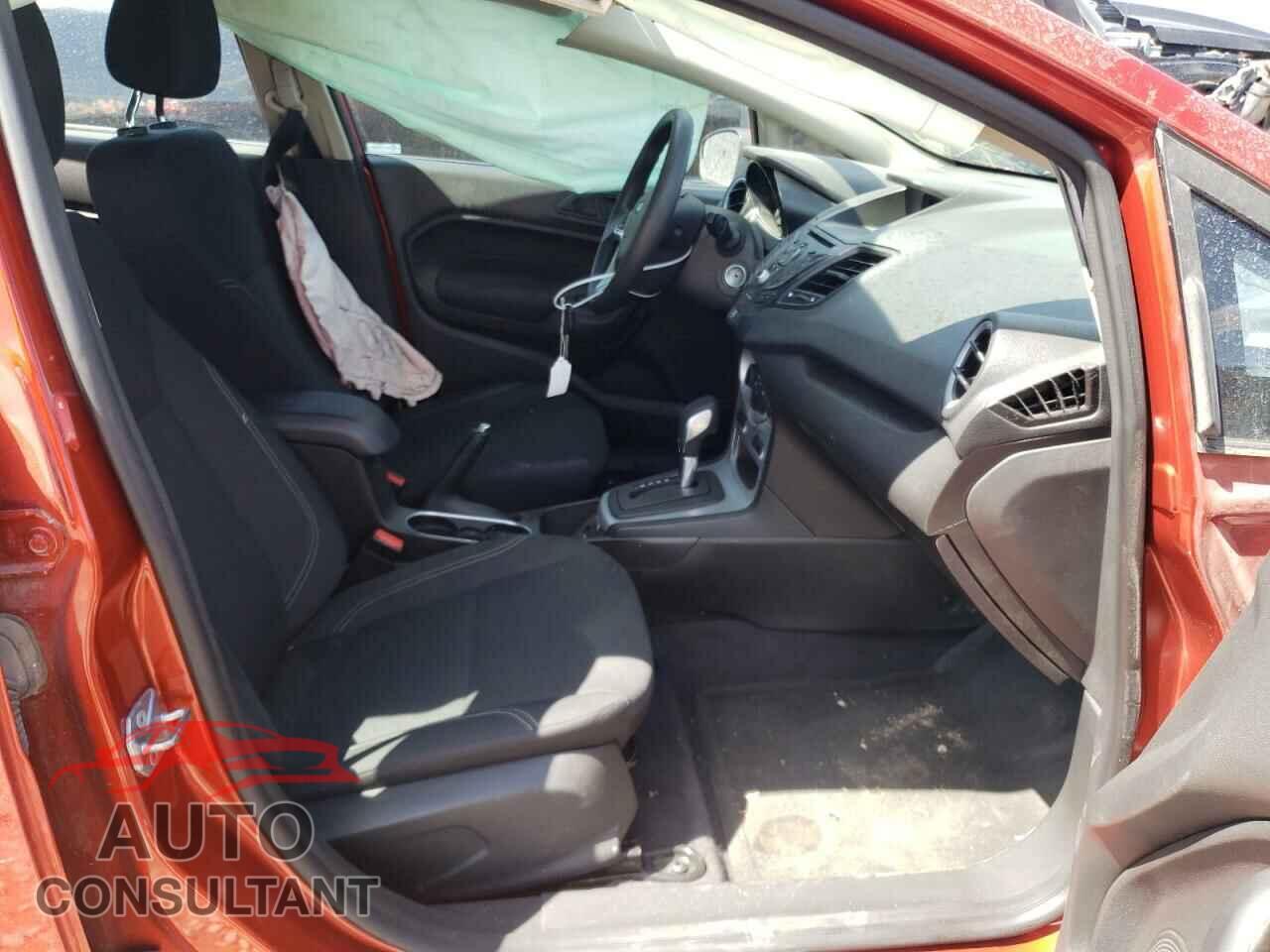 FORD FIESTA 2018 - 3FADP4EJ2JM132476