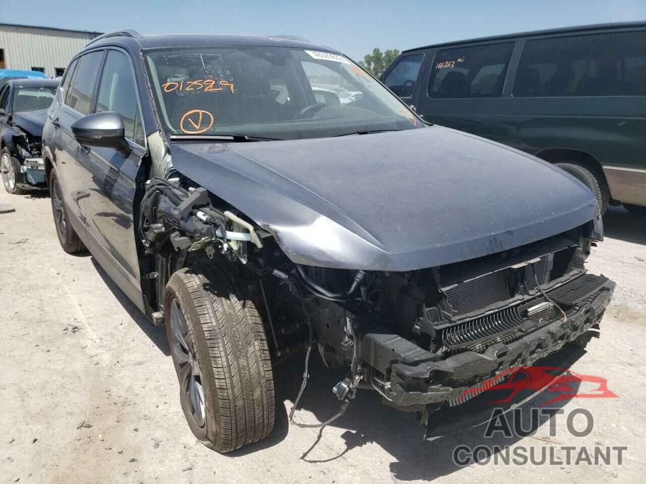 VOLKSWAGEN TIGUAN 2022 - 3VV3B7AX1NM012529