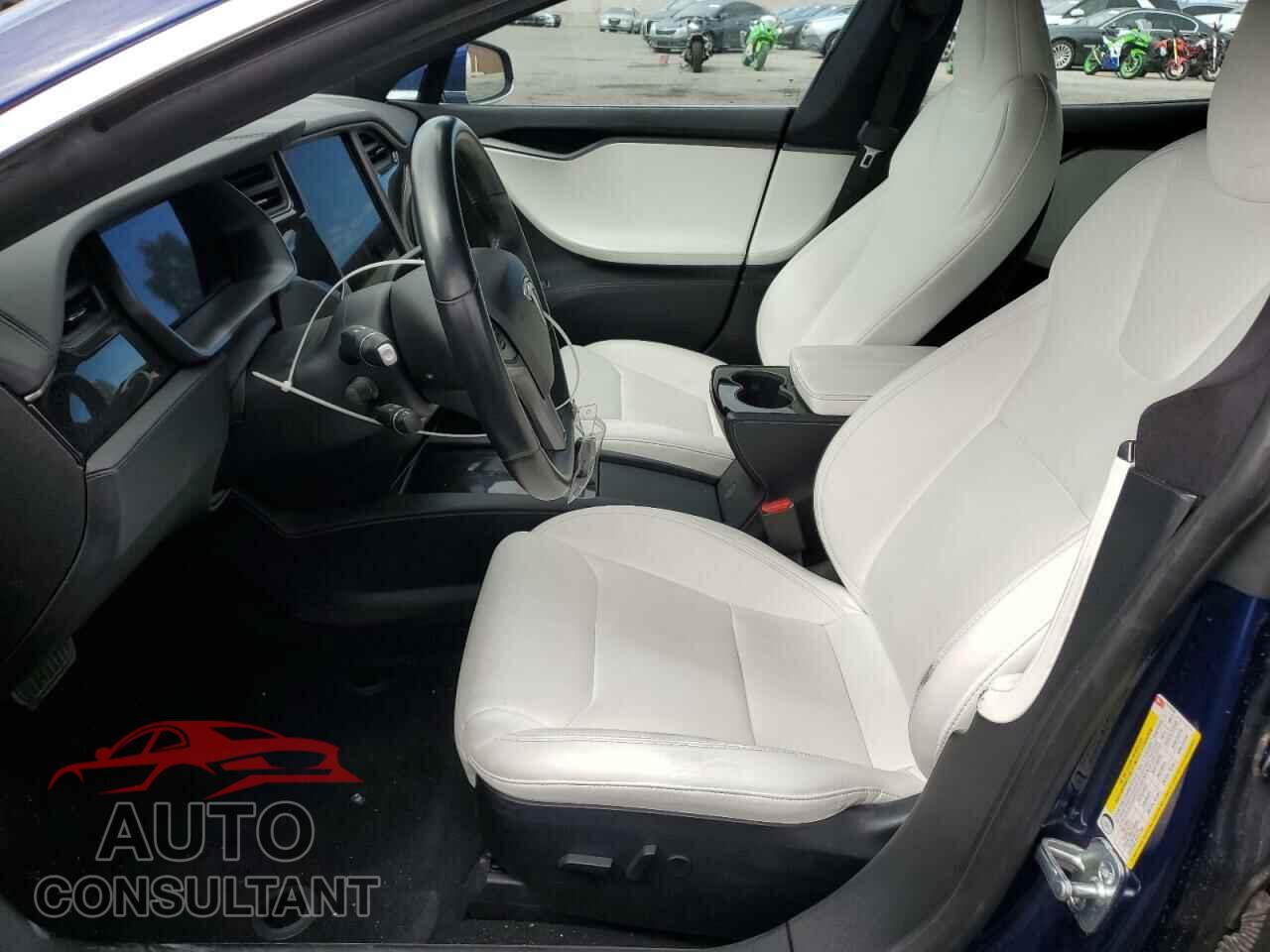 TESLA MODEL S 2020 - 5YJSA1E20LF415038