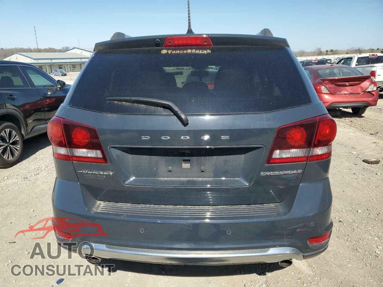 DODGE JOURNEY 2017 - 3C4PDCGG0HT676972
