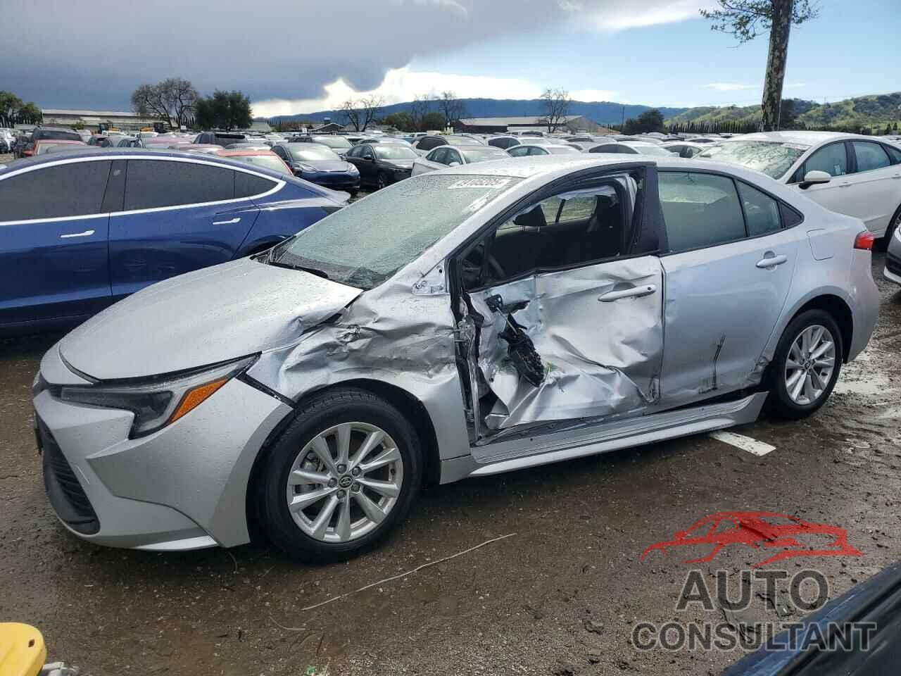 TOYOTA COROLLA 2024 - JTDBCMFE0R3031626