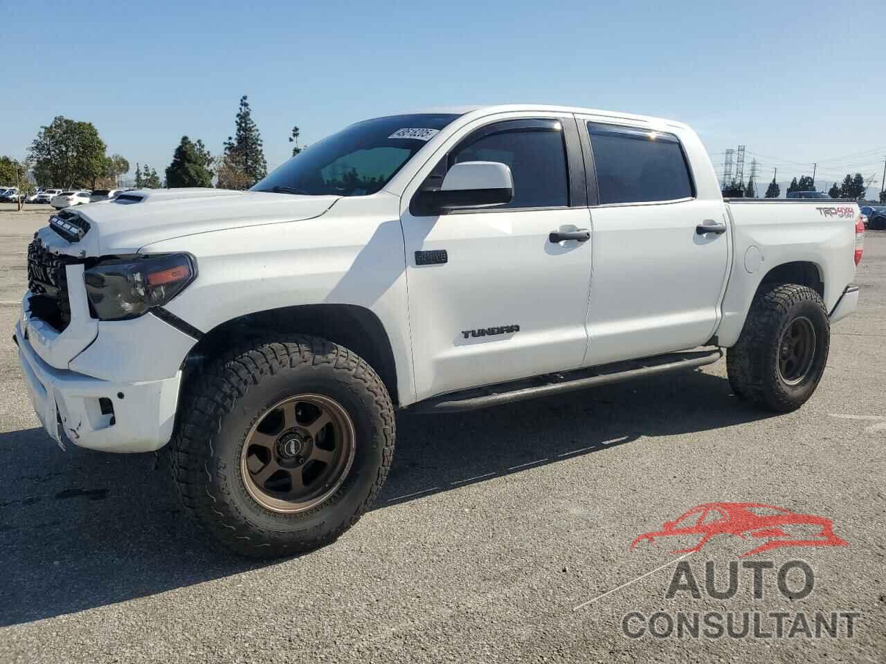 TOYOTA TUNDRA 2020 - 5TFDY5F17LX934336