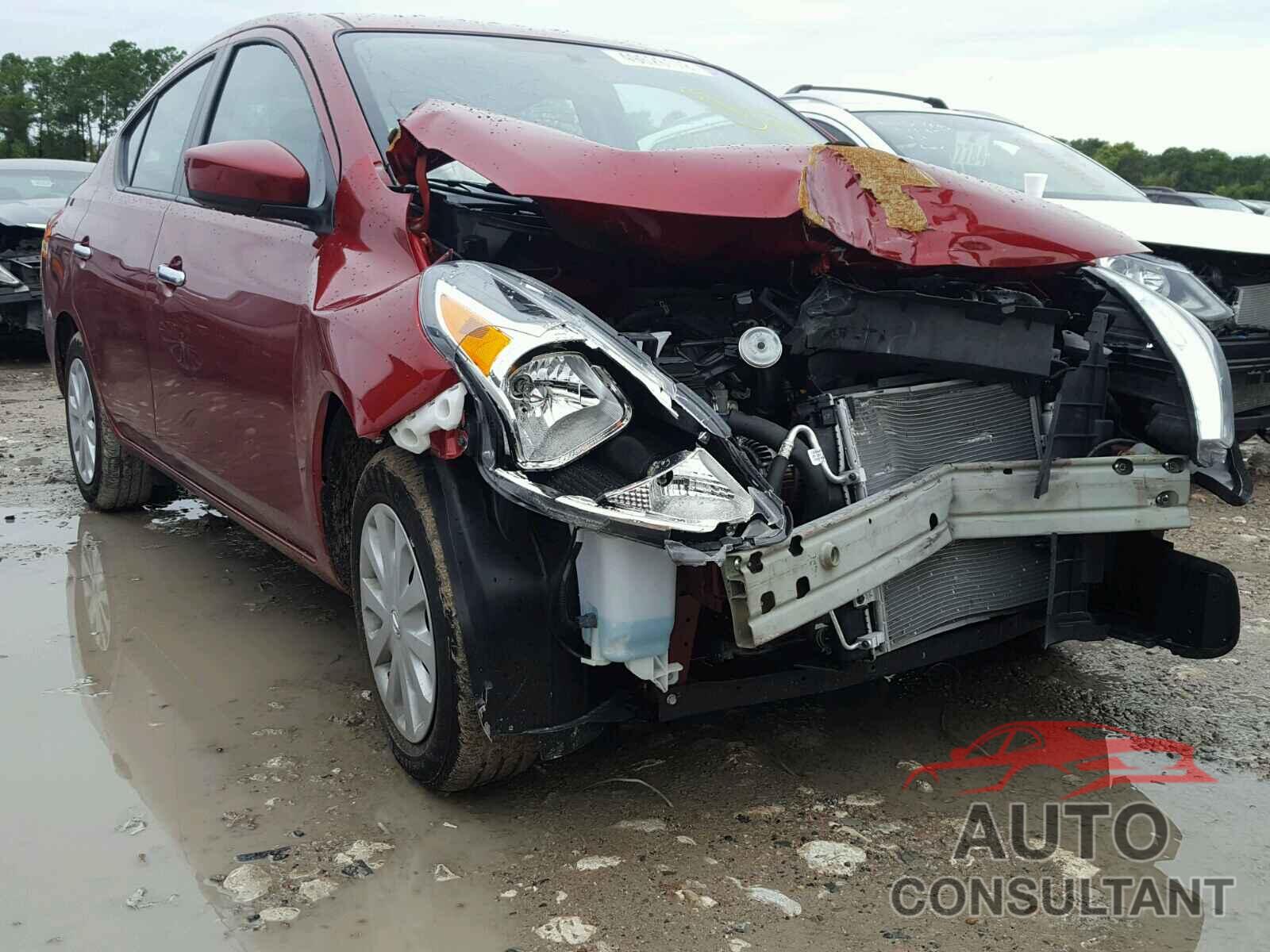NISSAN VERSA 2018 - 3N1CN7AP6JL833568