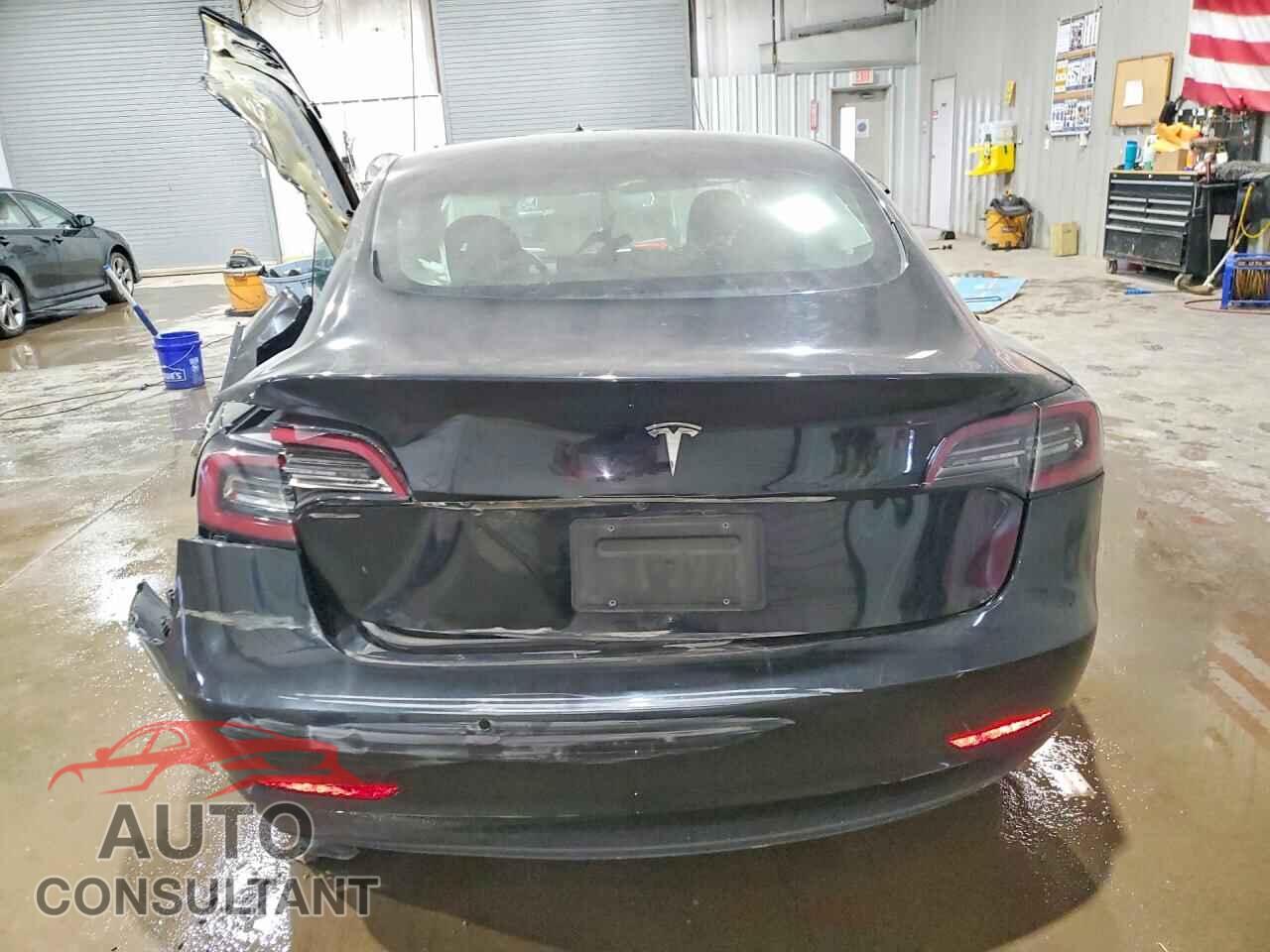 TESLA MODEL 3 2022 - 5YJ3E1EA8NF290406