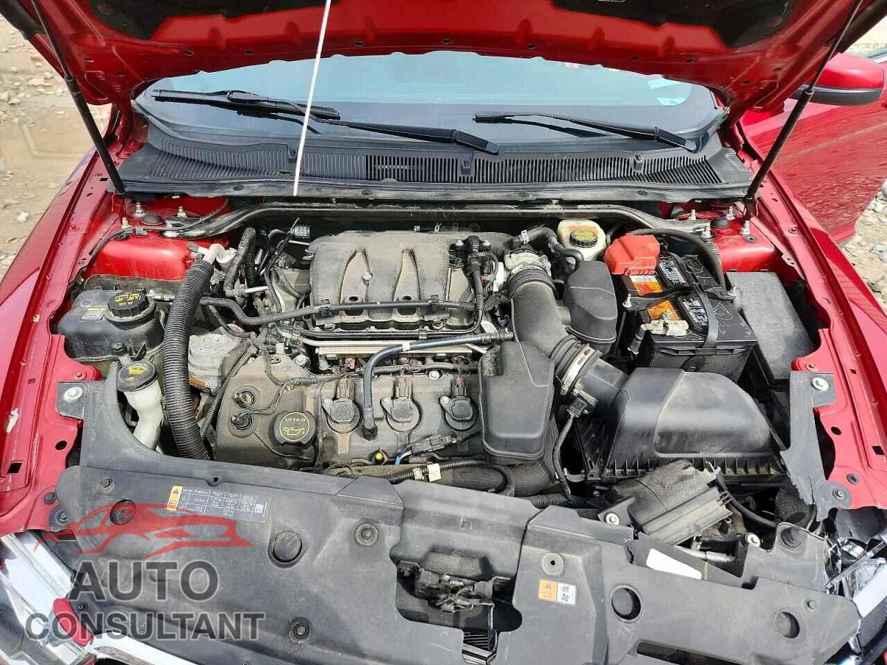 FORD TAURUS 2015 - 1FAHP2E89FG194882
