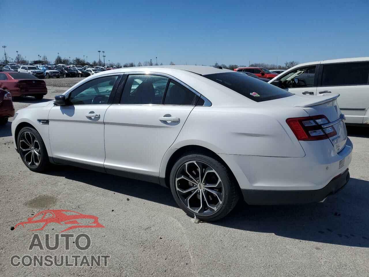 FORD TAURUS 2015 - 1FAHP2KT3FG203228
