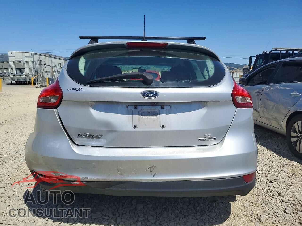 FORD FOCUS 2016 - 1FADP3K26GL249396