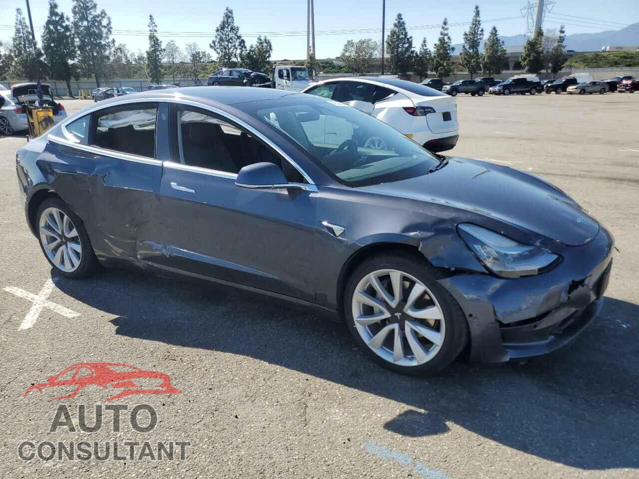 TESLA MODEL 3 2020 - 5YJ3E1EA3LF661047