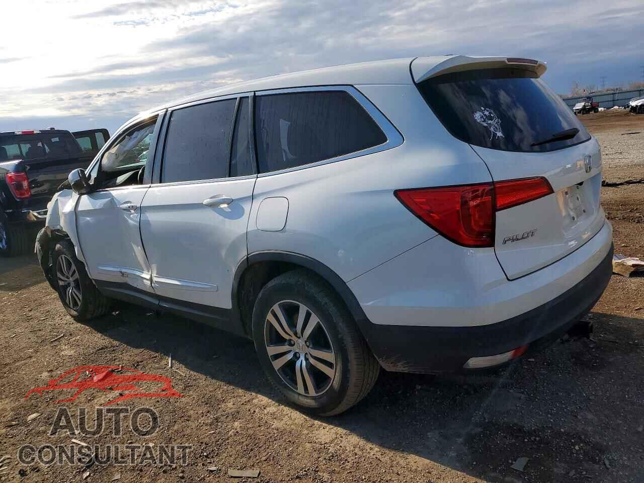 HONDA PILOT 2017 - 5FNYF6H83HB079448