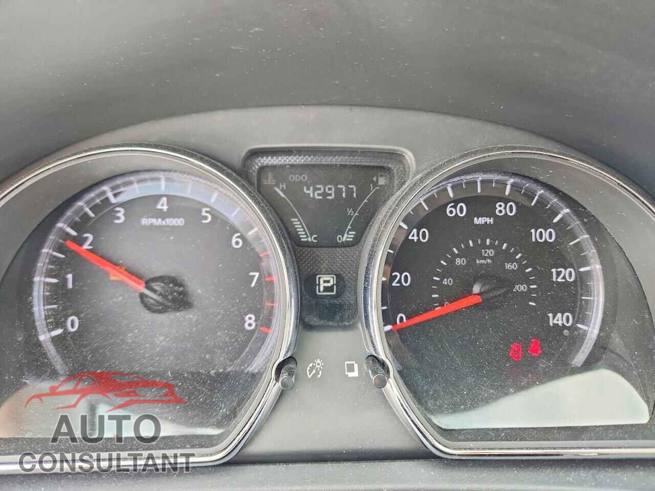 NISSAN VERSA 2019 - 3N1CN7AP3KL819581