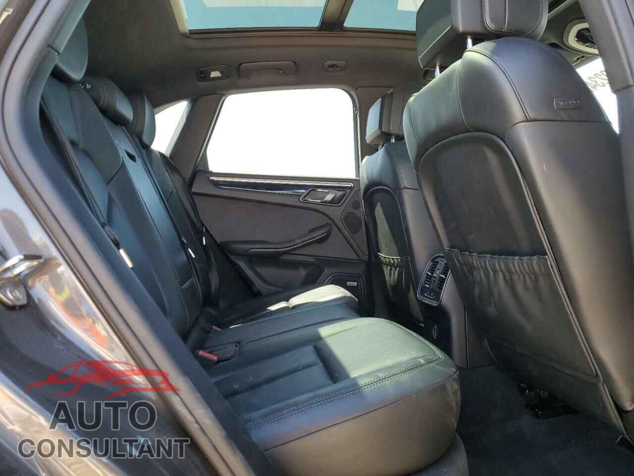 PORSCHE MACAN 2018 - WP1AB2A52JLB32325