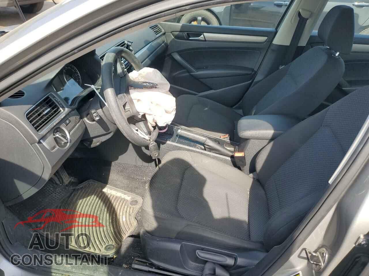 VOLKSWAGEN PASSAT 2014 - 1VWAP7A3XEC025072