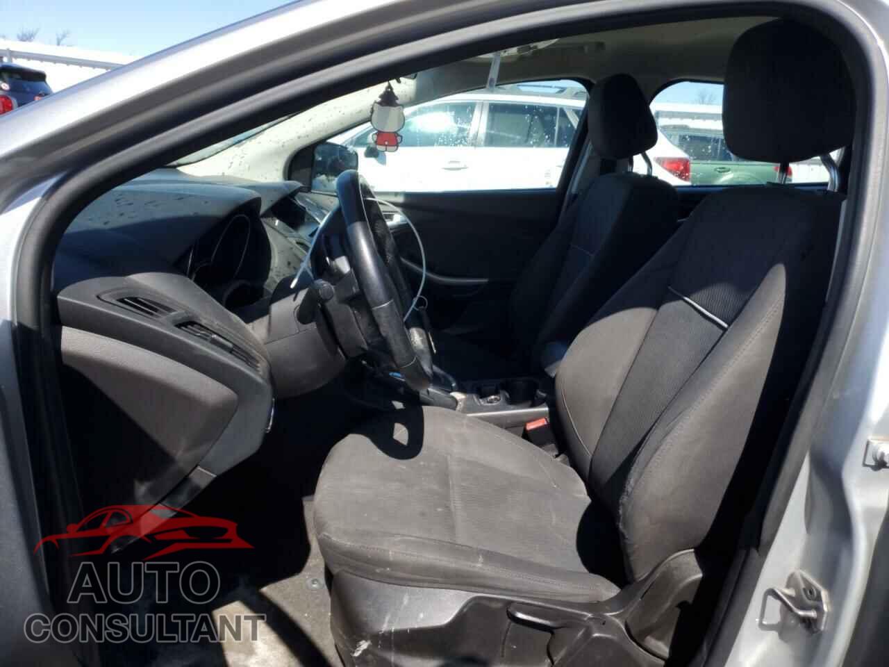 FORD FOCUS 2012 - 1FAHP3M21CL201099