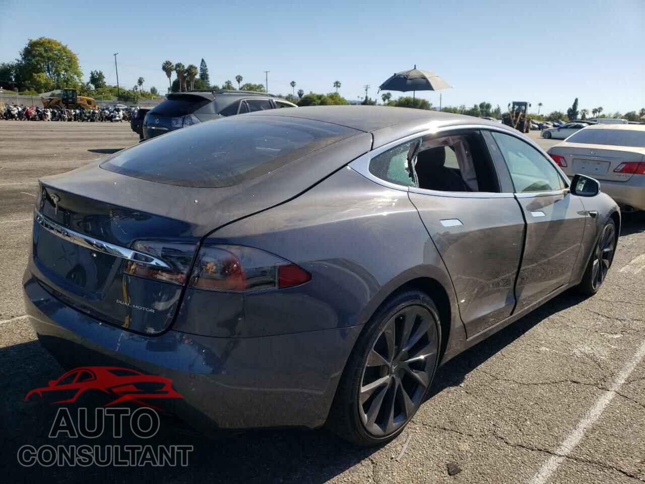 TESLA MODEL S 2020 - 5YJSA1E25LF402303