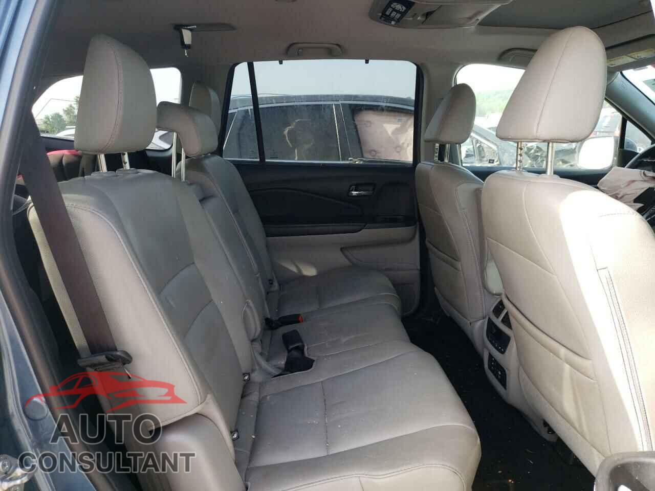 HONDA PILOT 2017 - 5FNYF6H93HB023731