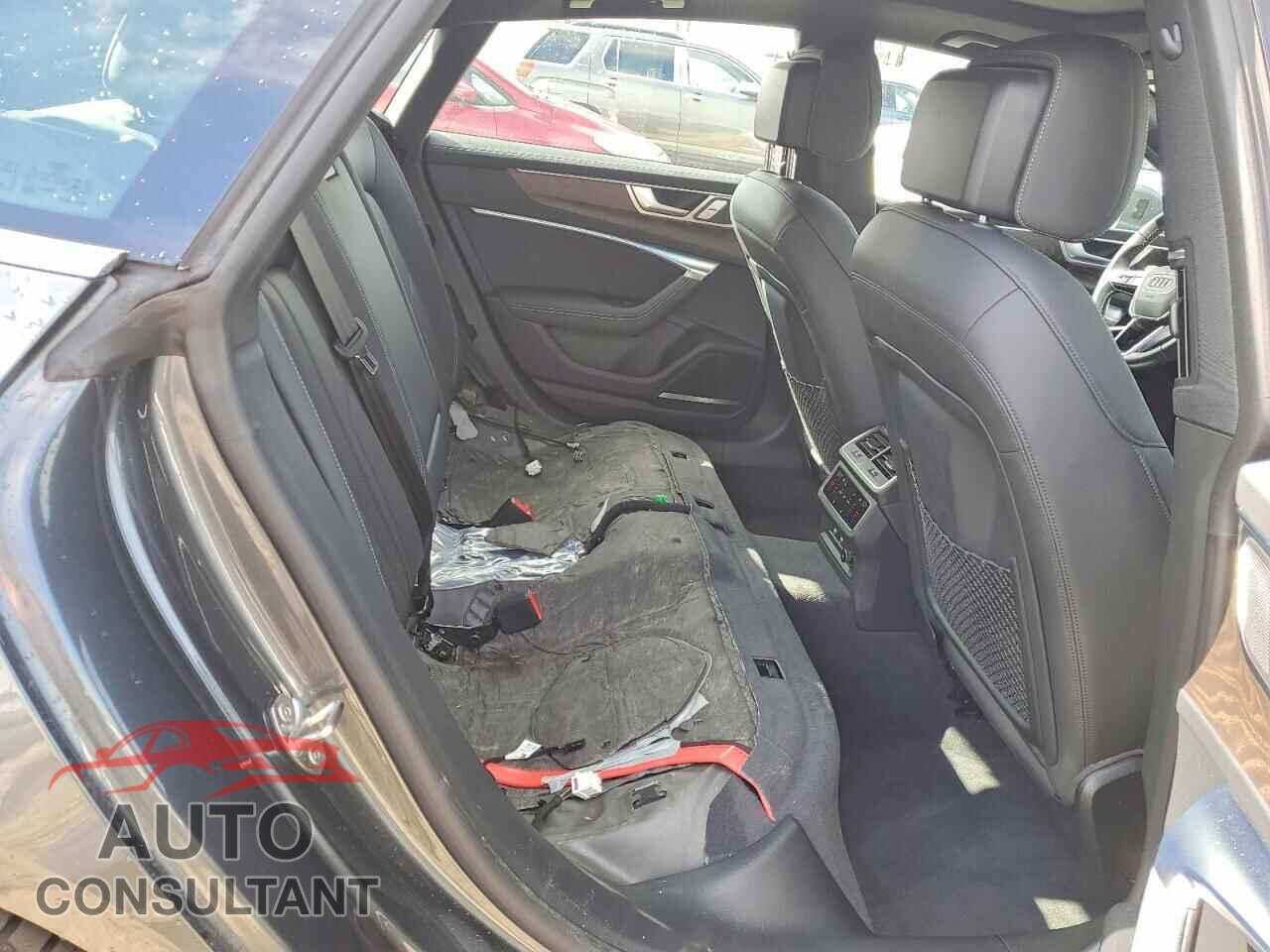 AUDI A7 2019 - WAUV2AF26KN089283