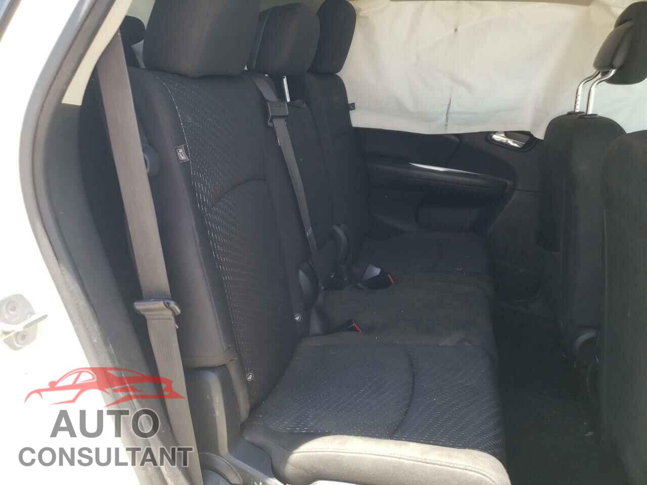 DODGE JOURNEY 2018 - 3C4PDCBB3JT381544