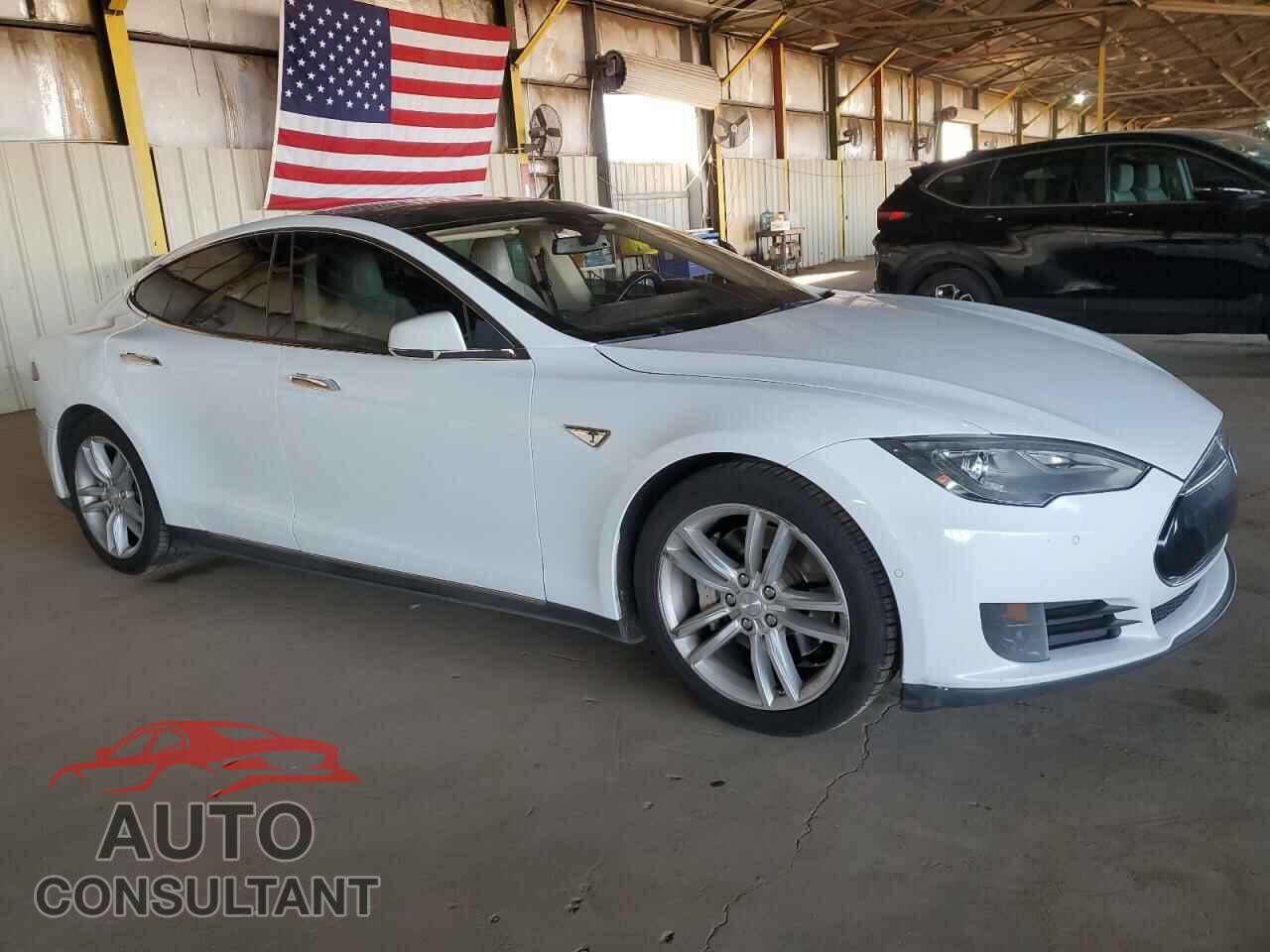 TESLA MODEL S 2015 - 5YJSA1S24FF091486
