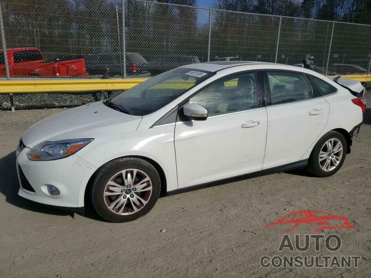 FORD FOCUS 2012 - 1FAHP3H24CL266474