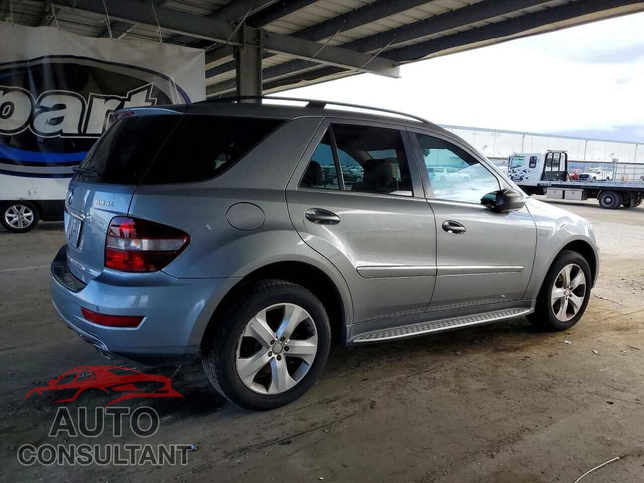 MERCEDES-BENZ M-CLASS 2010 - 4JGBB2FB2AA535930