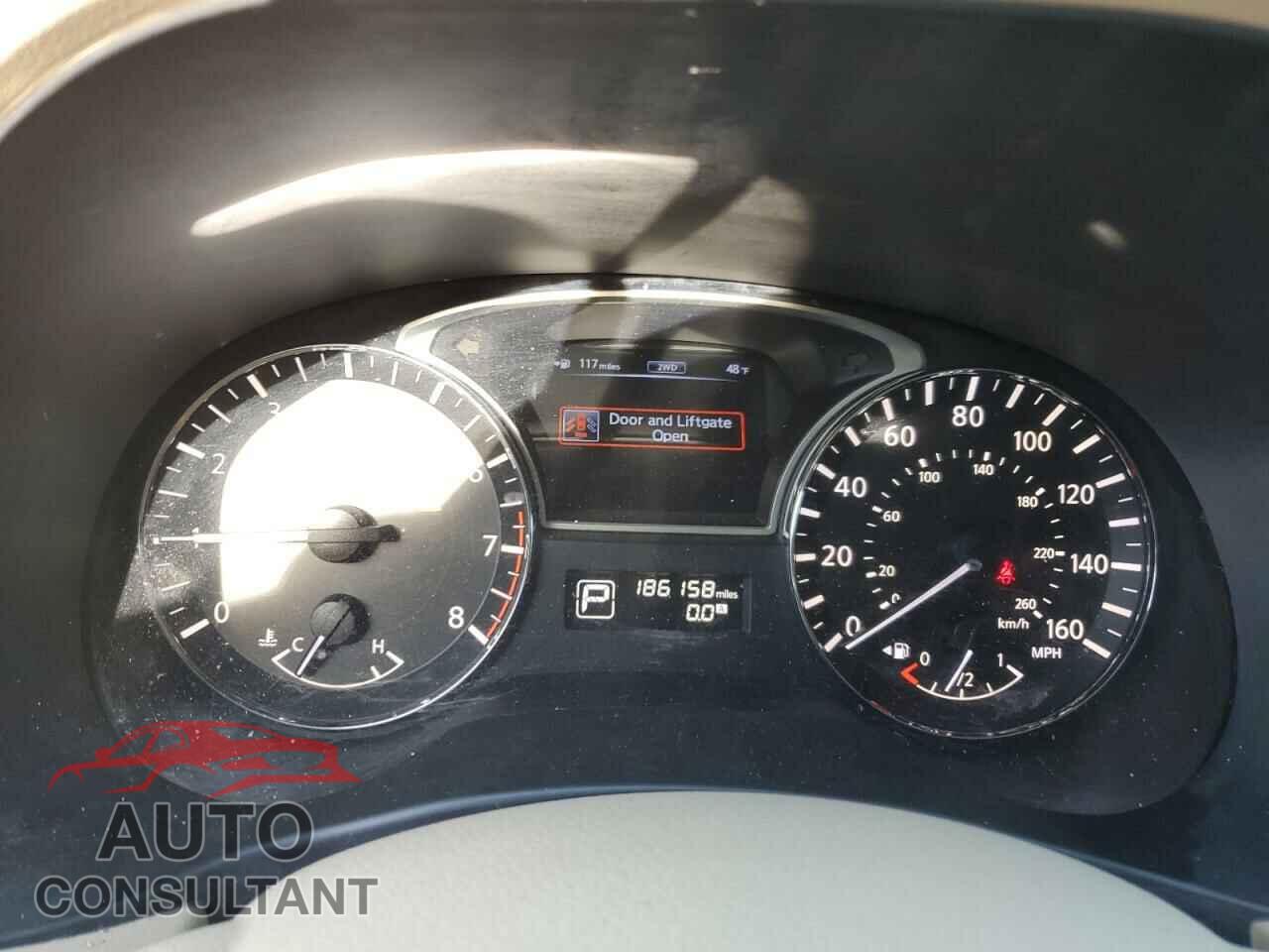 NISSAN PATHFINDER 2013 - 5N1AR2MM4DC608512