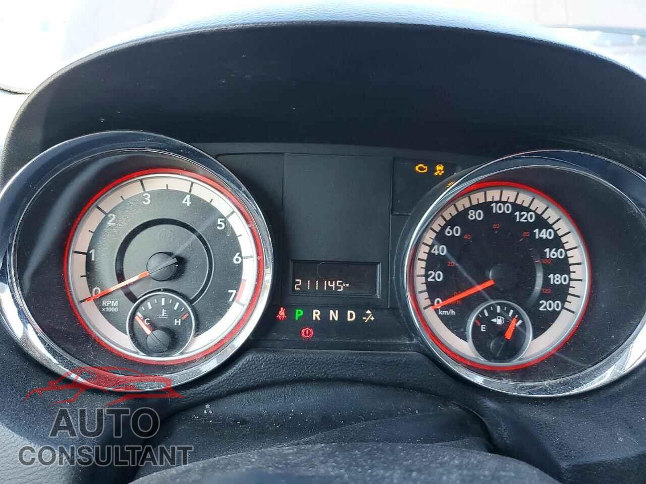 DODGE CARAVAN 2011 - 2D4RN4DG8BR792658