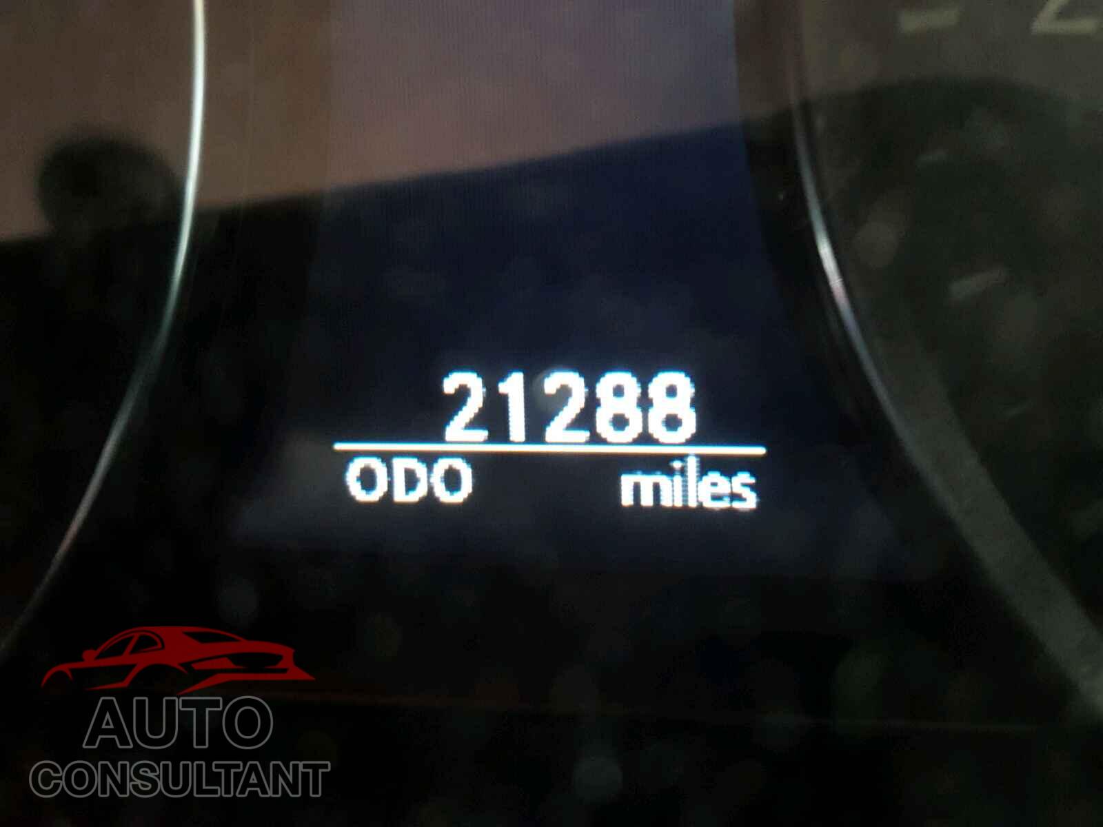 LEXUS LS460 2017 - JTHBL5EF4H5143475