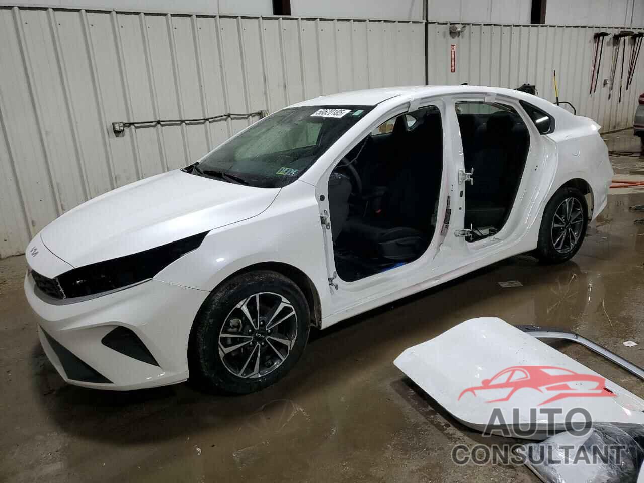 KIA FORTE 2023 - 3KPF24AD1PE690999