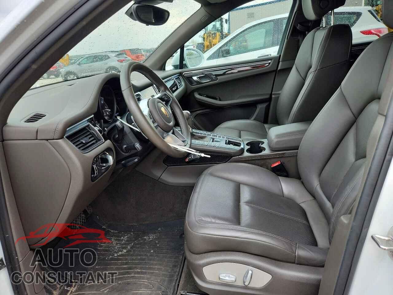 PORSCHE MACAN 2018 - WP1AA2A51JLB09590
