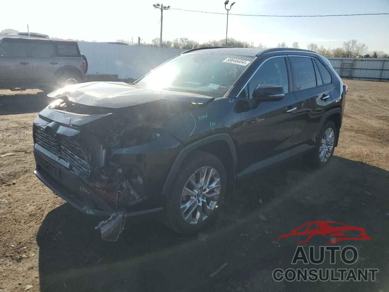 TOYOTA RAV4 2019 - 2T3N1RFV8KC019938