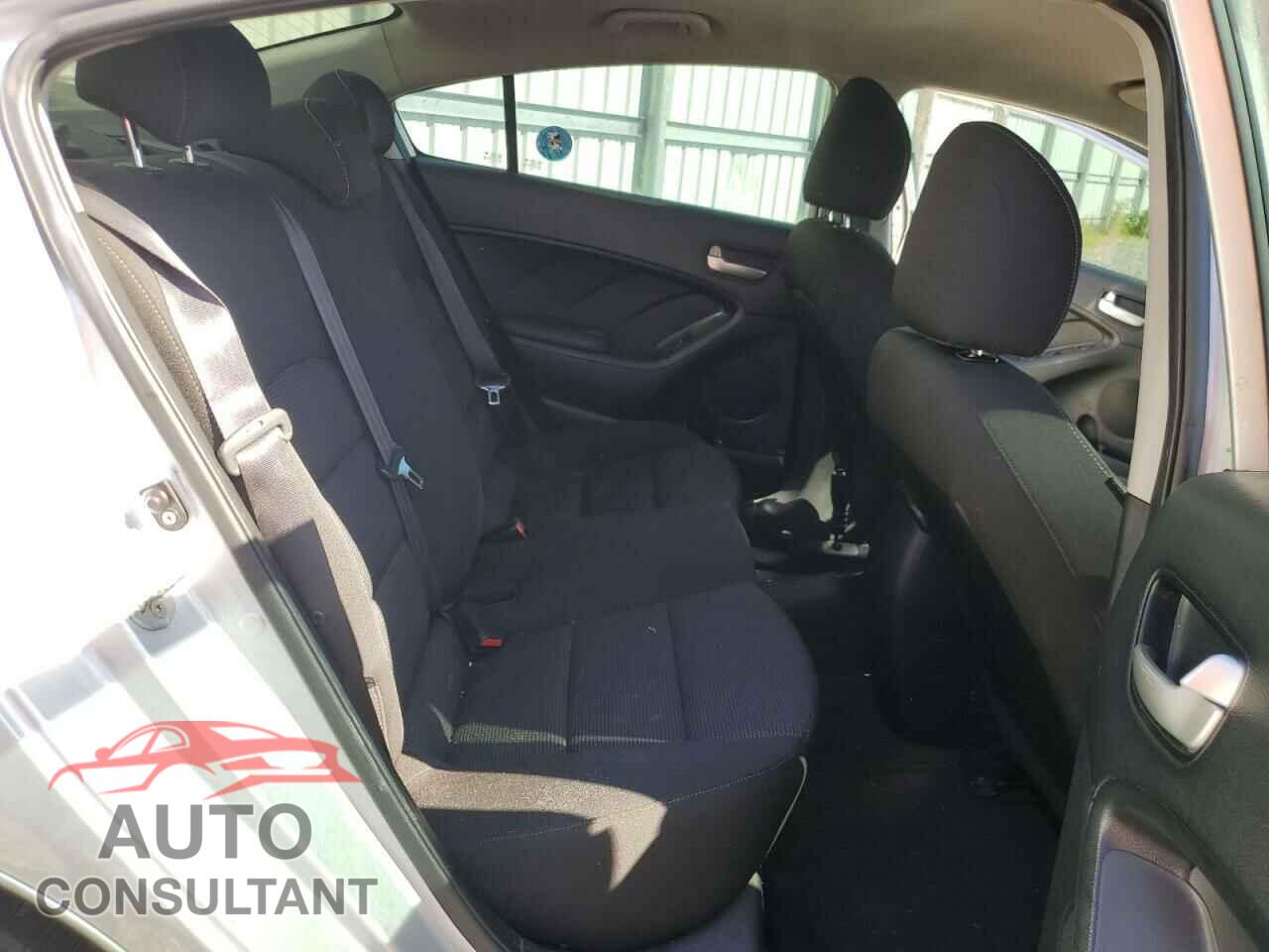 KIA FORTE 2017 - 3KPFK4A74HE055254