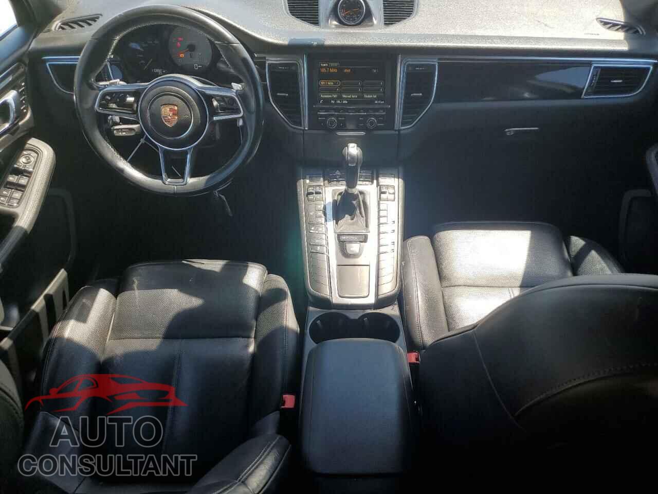 PORSCHE MACAN 2016 - WP1AB2A51GLB40070