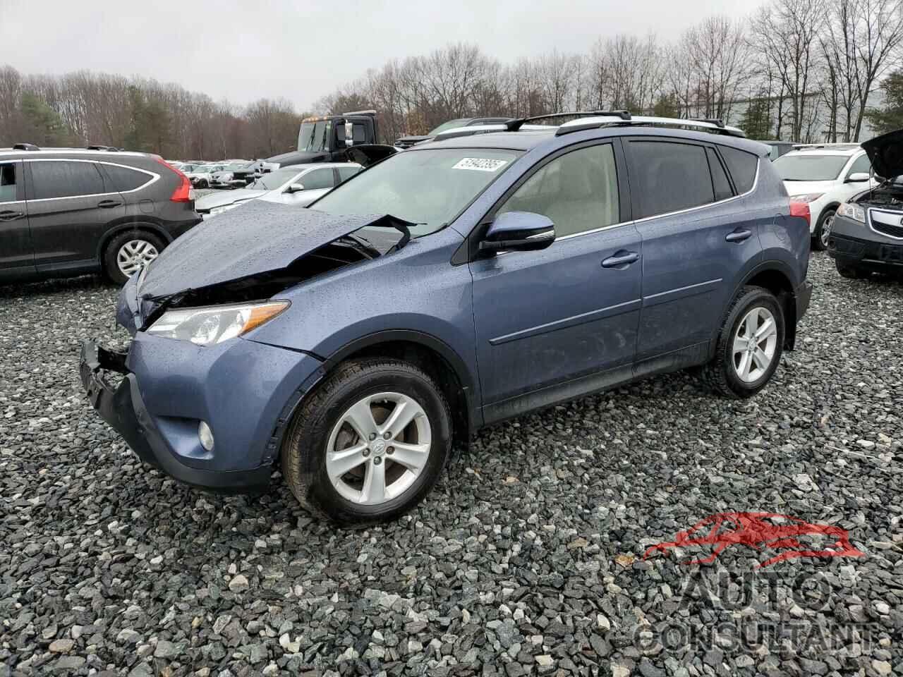 TOYOTA RAV4 2013 - JTMRFREV4DD046637