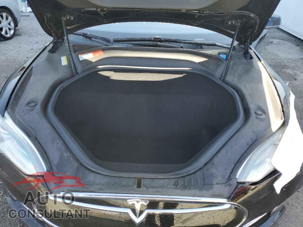 TESLA MODEL S 2015 - 5YJSA1S29FF084680