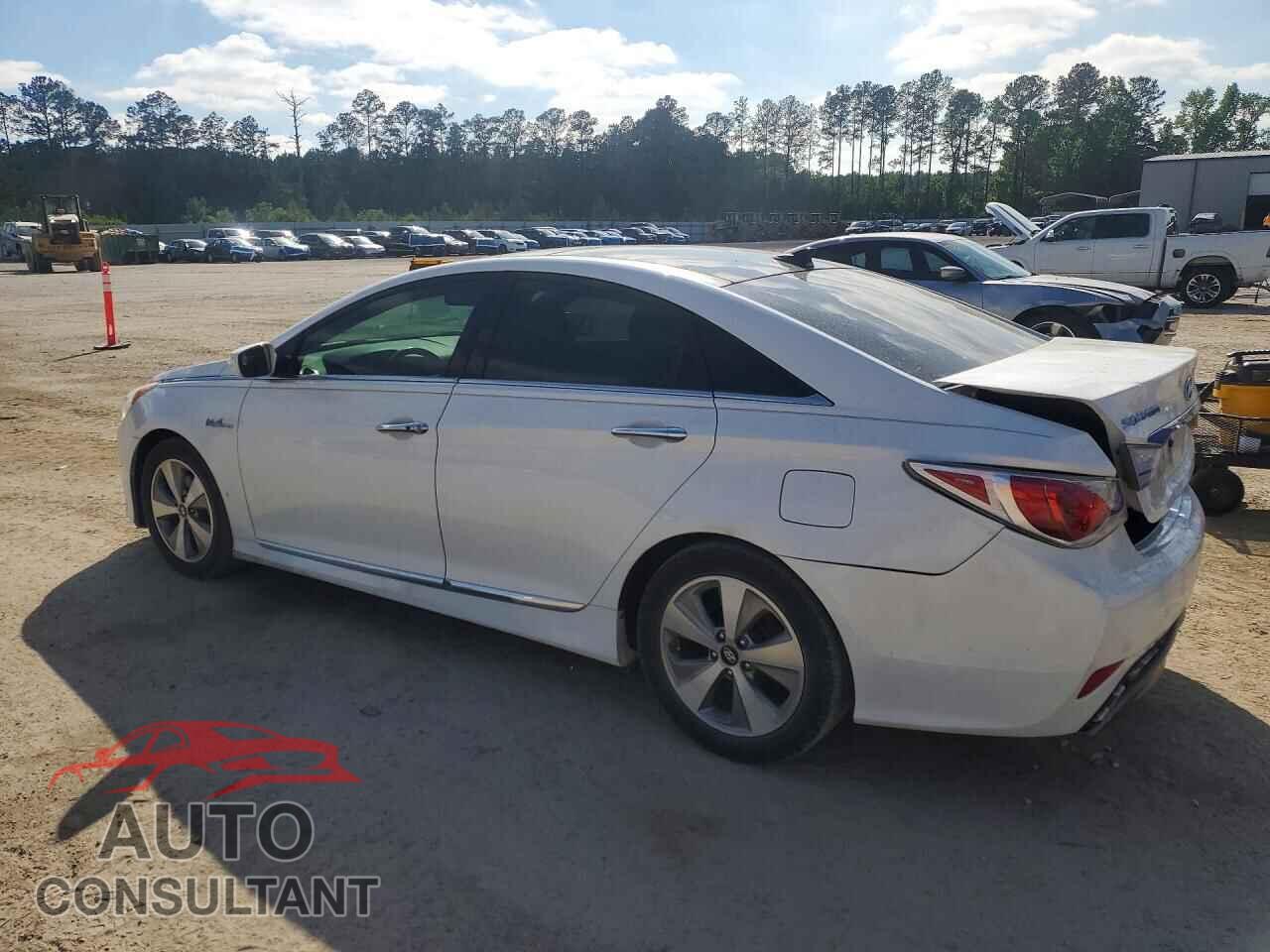HYUNDAI SONATA 2012 - KMHEC4A43CA036572