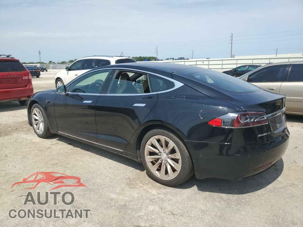 TESLA MODEL S 2017 - 5YJSA1E2XHF164942