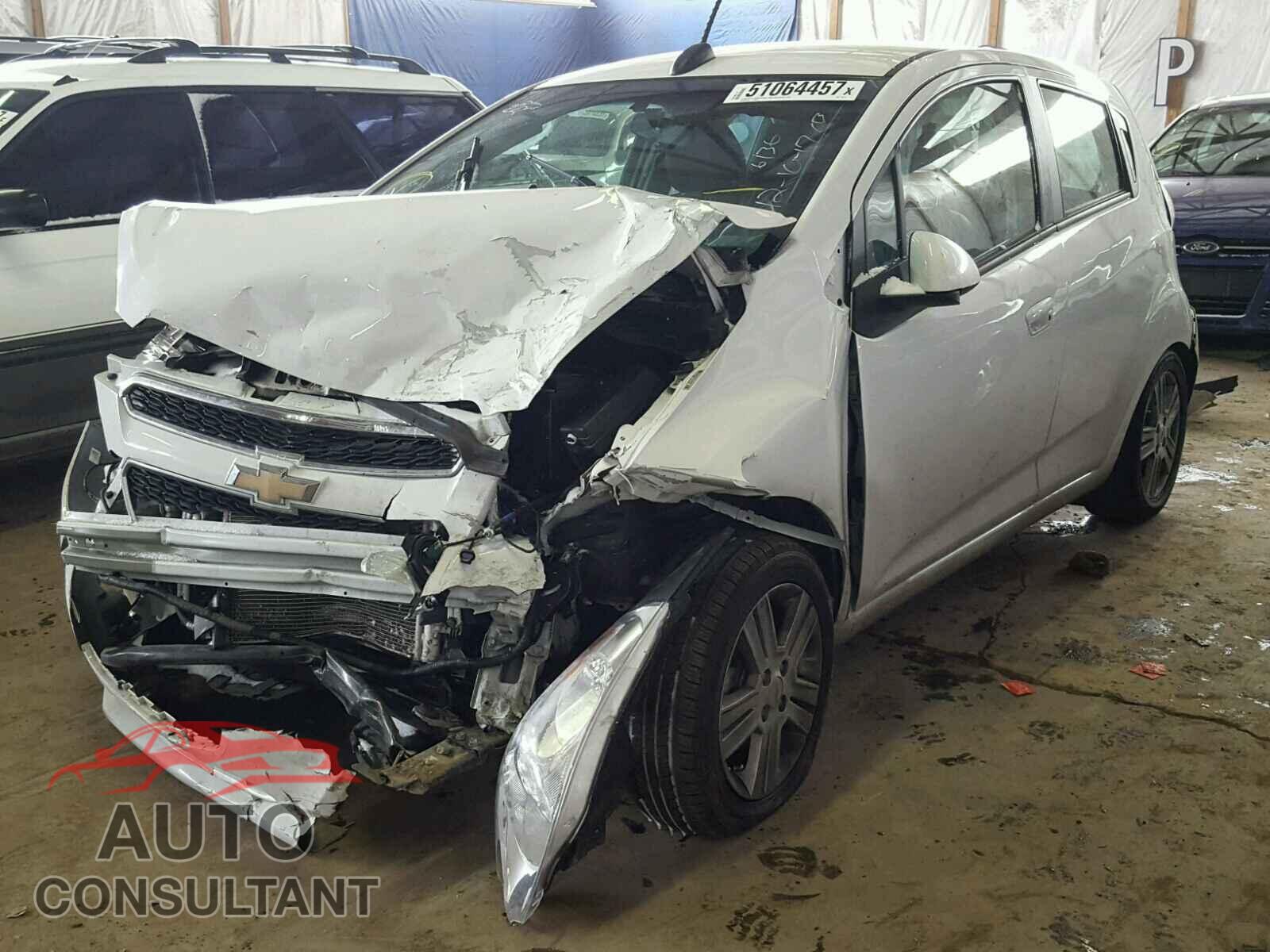 CHEVROLET SPARK 2015 - KL8CD6S98FC740136