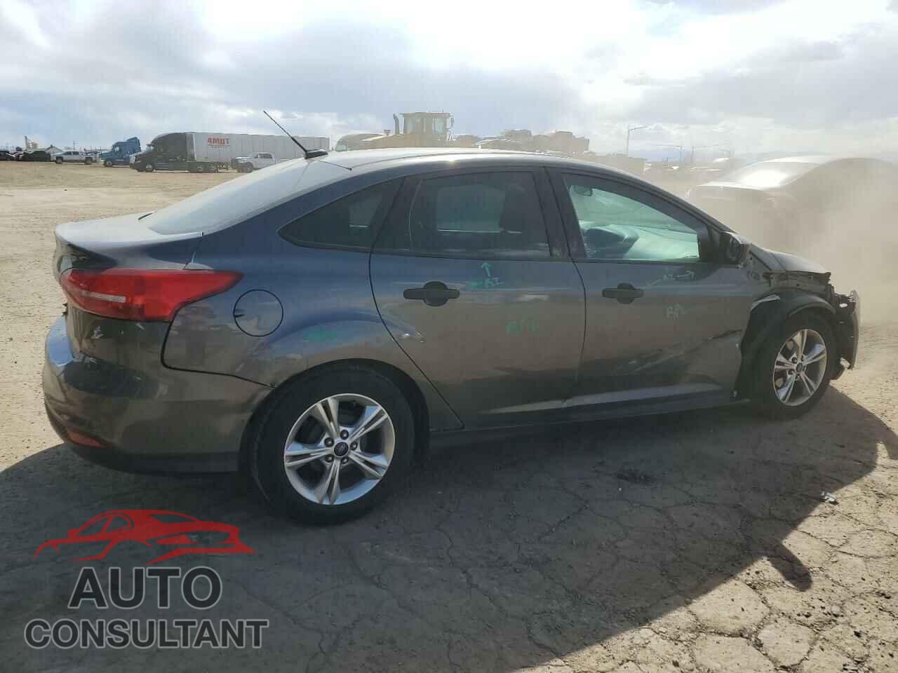 FORD FOCUS 2017 - 1FADP3E28HL304010