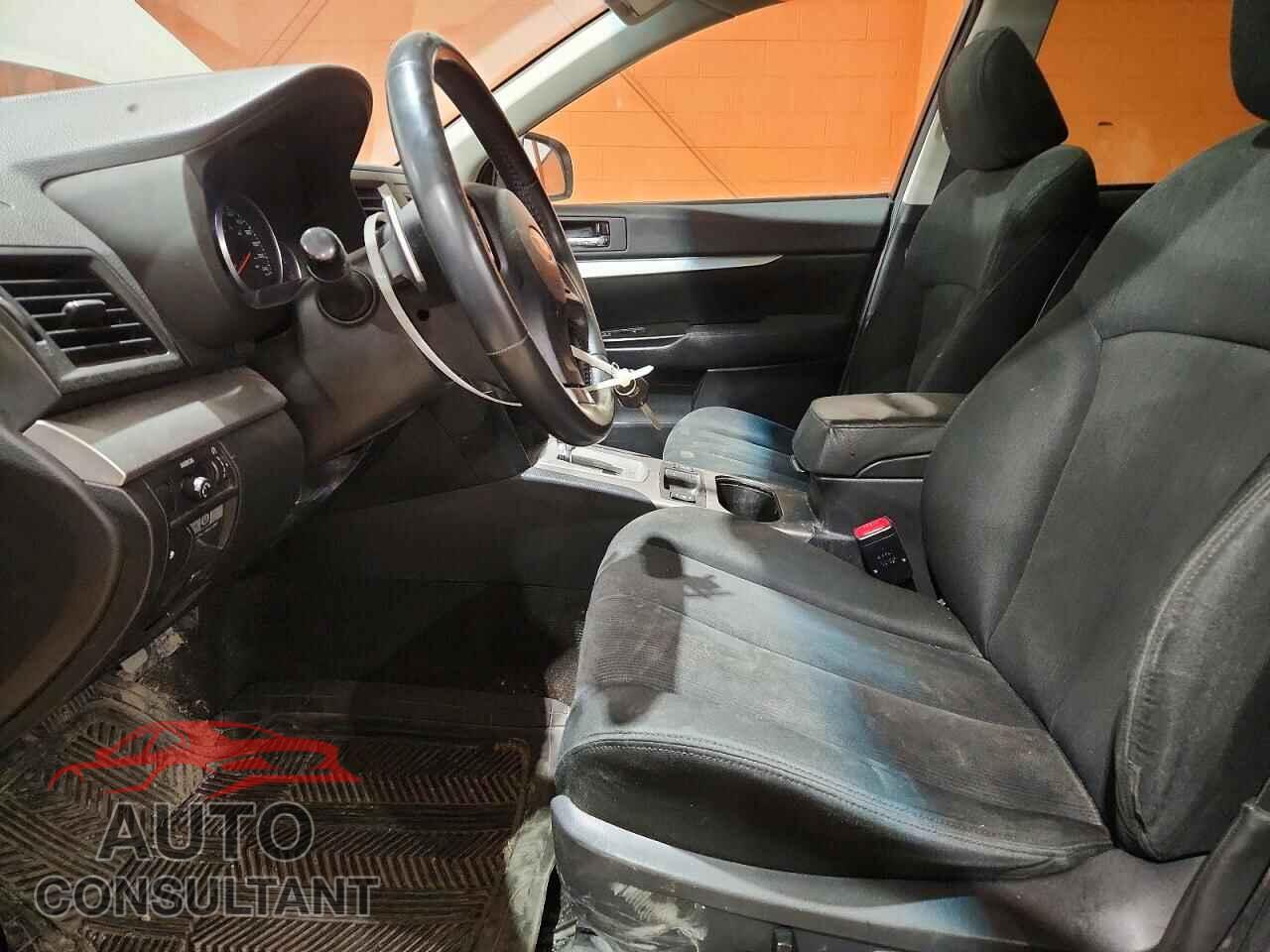 SUBARU OUTBACK 2014 - 4S4BRGDC4E3306406