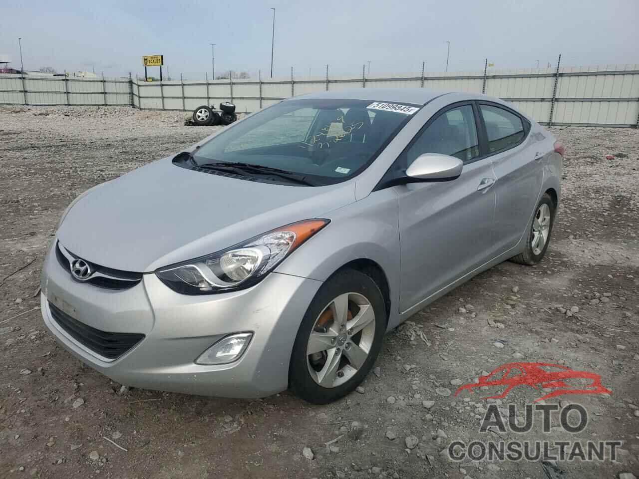 HYUNDAI ELANTRA 2013 - KMHDH4AE8DU772980