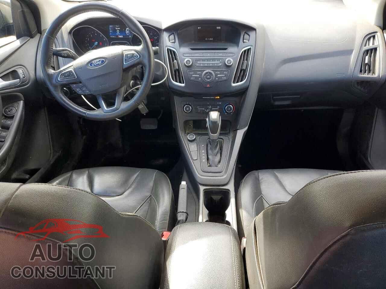FORD FOCUS 2015 - 1FADP3F23FL338402
