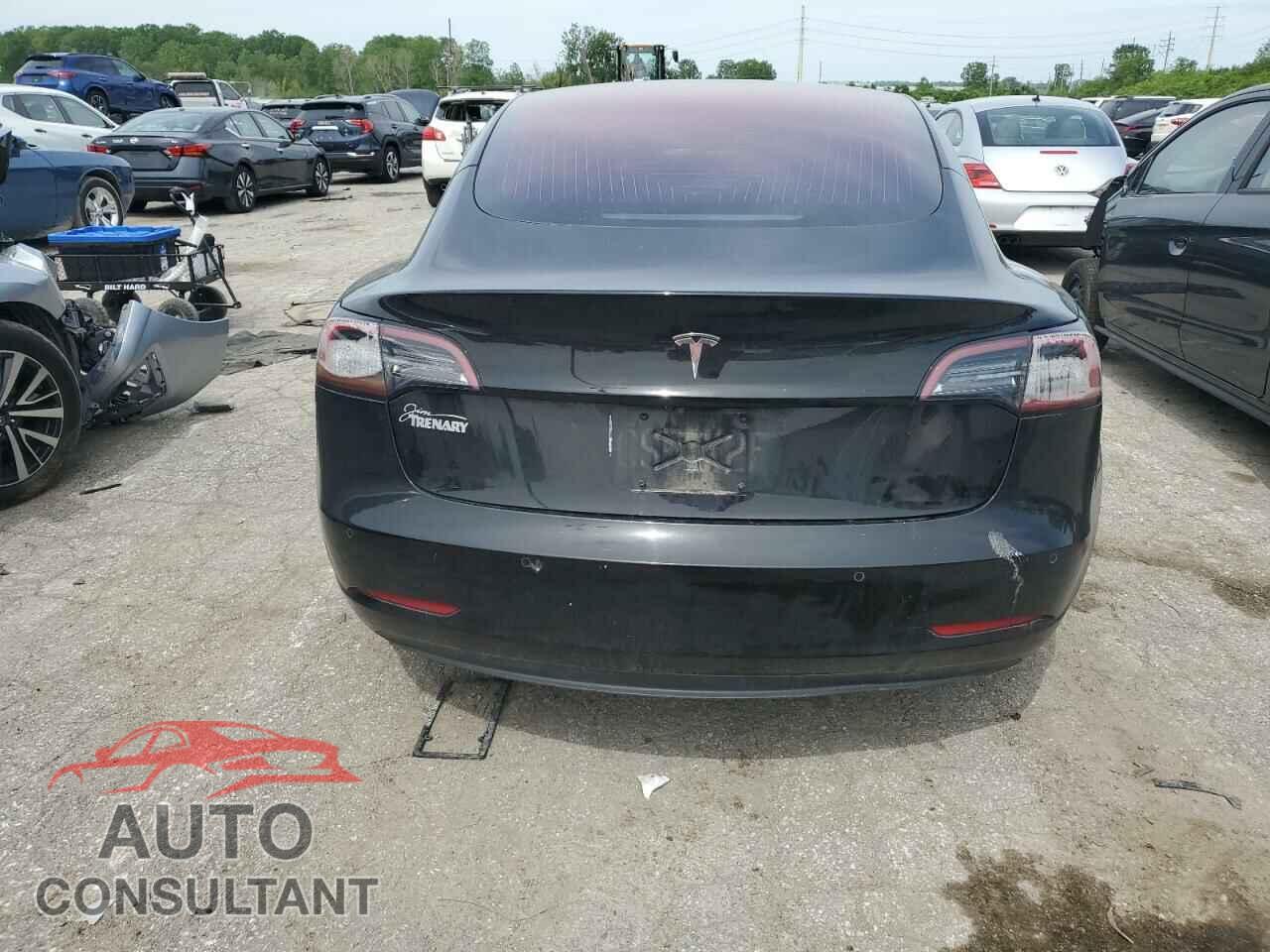 TESLA MODEL 3 2018 - 5YJ3E1EA3JF002740