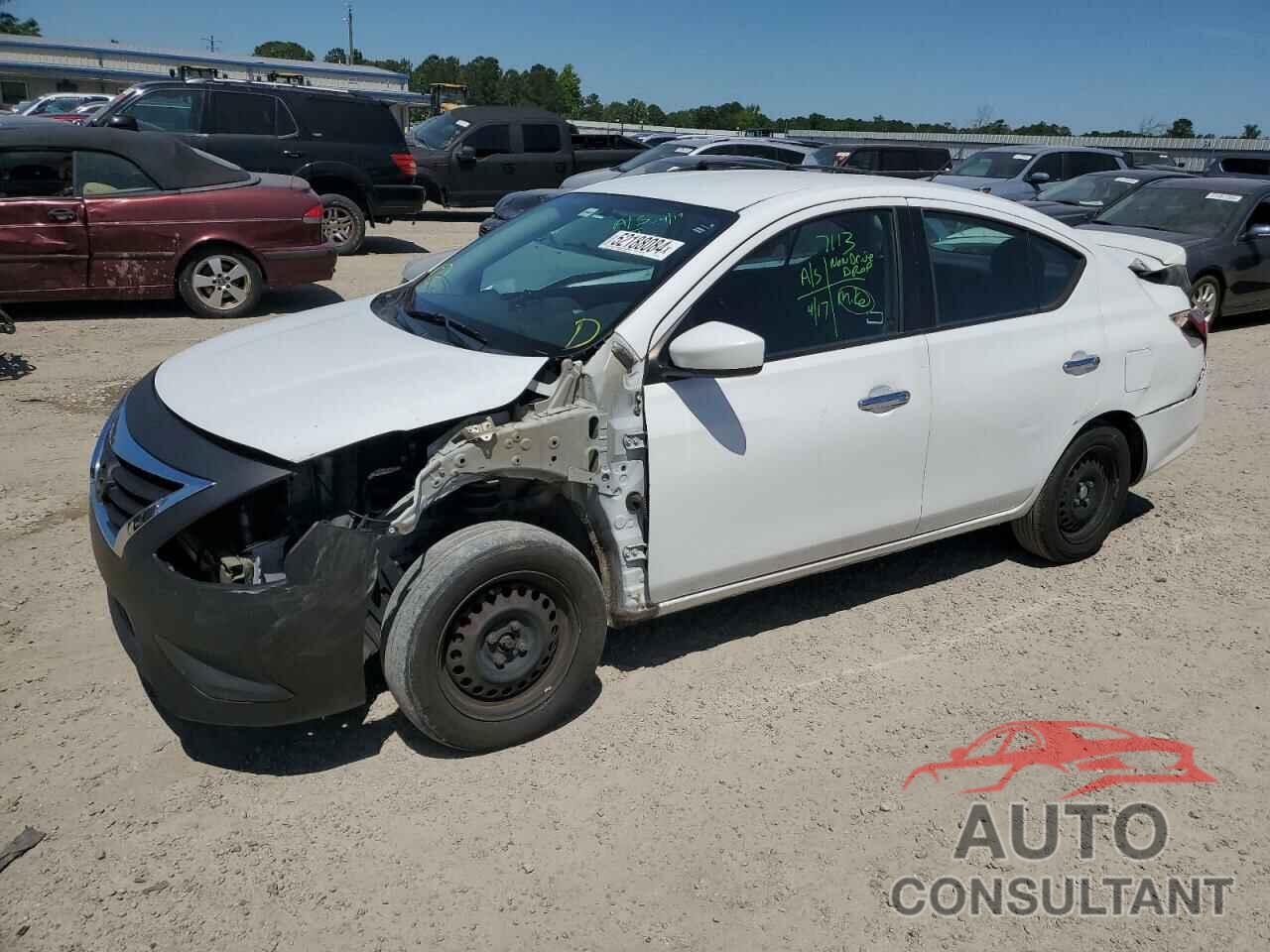 NISSAN VERSA 2018 - 3N1CN7AP4JL801816