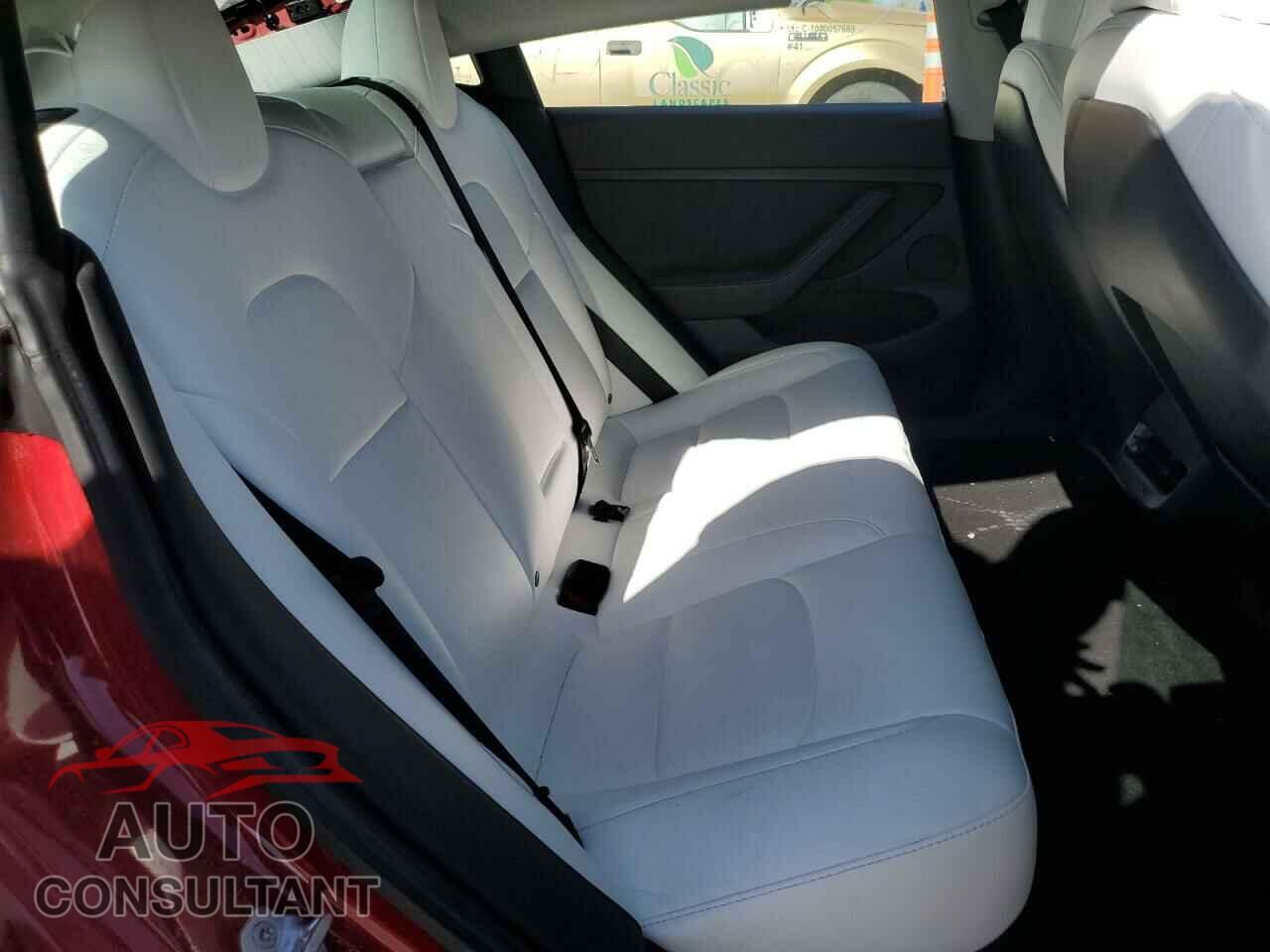 TESLA MODEL 3 2021 - 5YJ3E1EA9MF070657