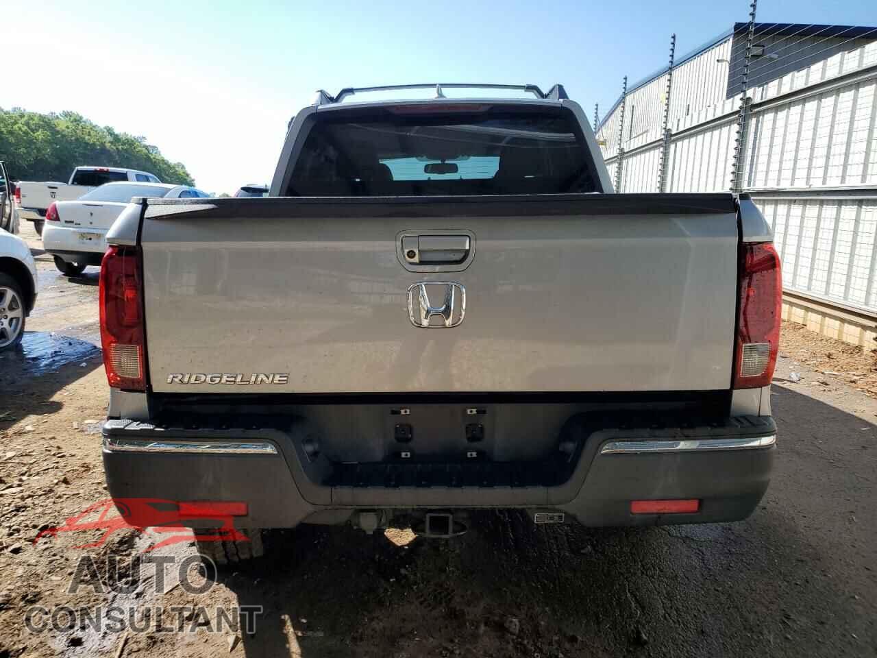 HONDA RIDGELINE 2017 - 5FPYK2F62HB011056