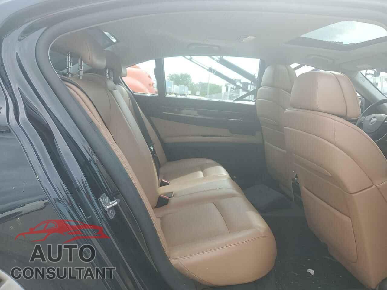 BMW 7 SERIES 2011 - WBAKC8C5XBC434477