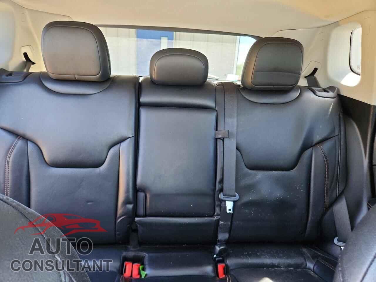 JEEP COMPASS 2020 - 3C4NJCCB7LT187505