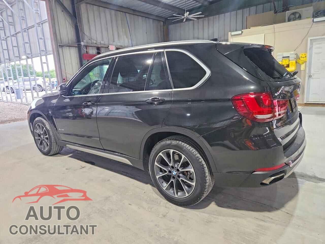 BMW X5 2018 - 5UXKR0C54JL070203