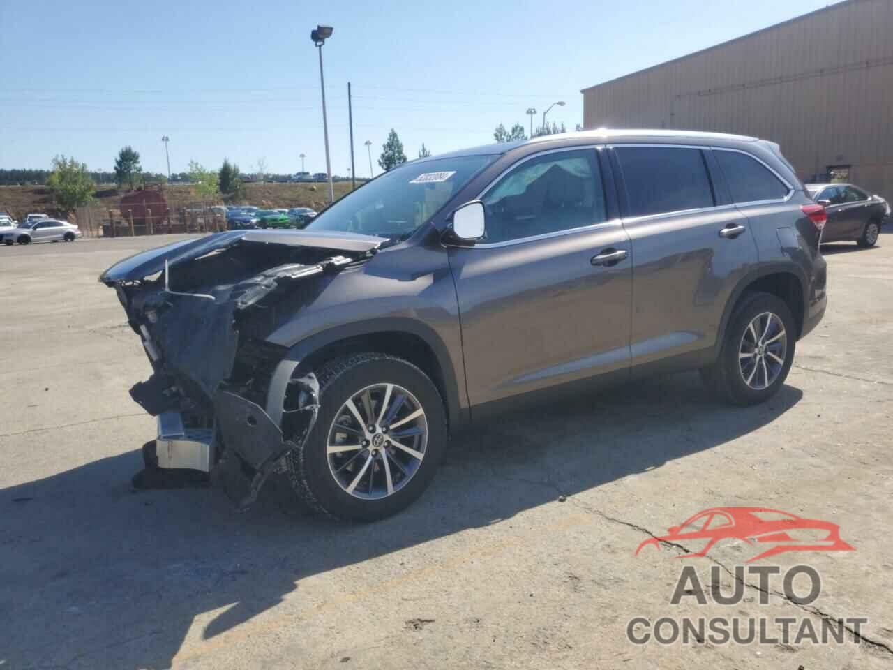 TOYOTA HIGHLANDER 2019 - 5TDKZRFH3KS341697